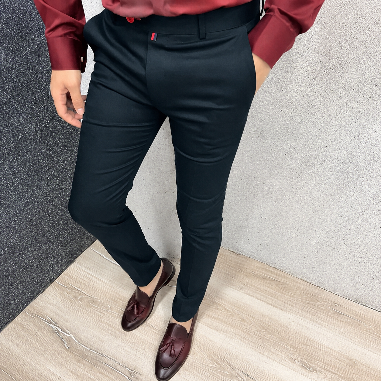 Benji - Eleganckie i ponadczasowe spodnie slim-fit