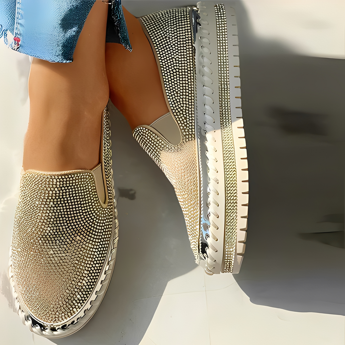 Keyshia - Błyszczące Loafersy z Diamentami