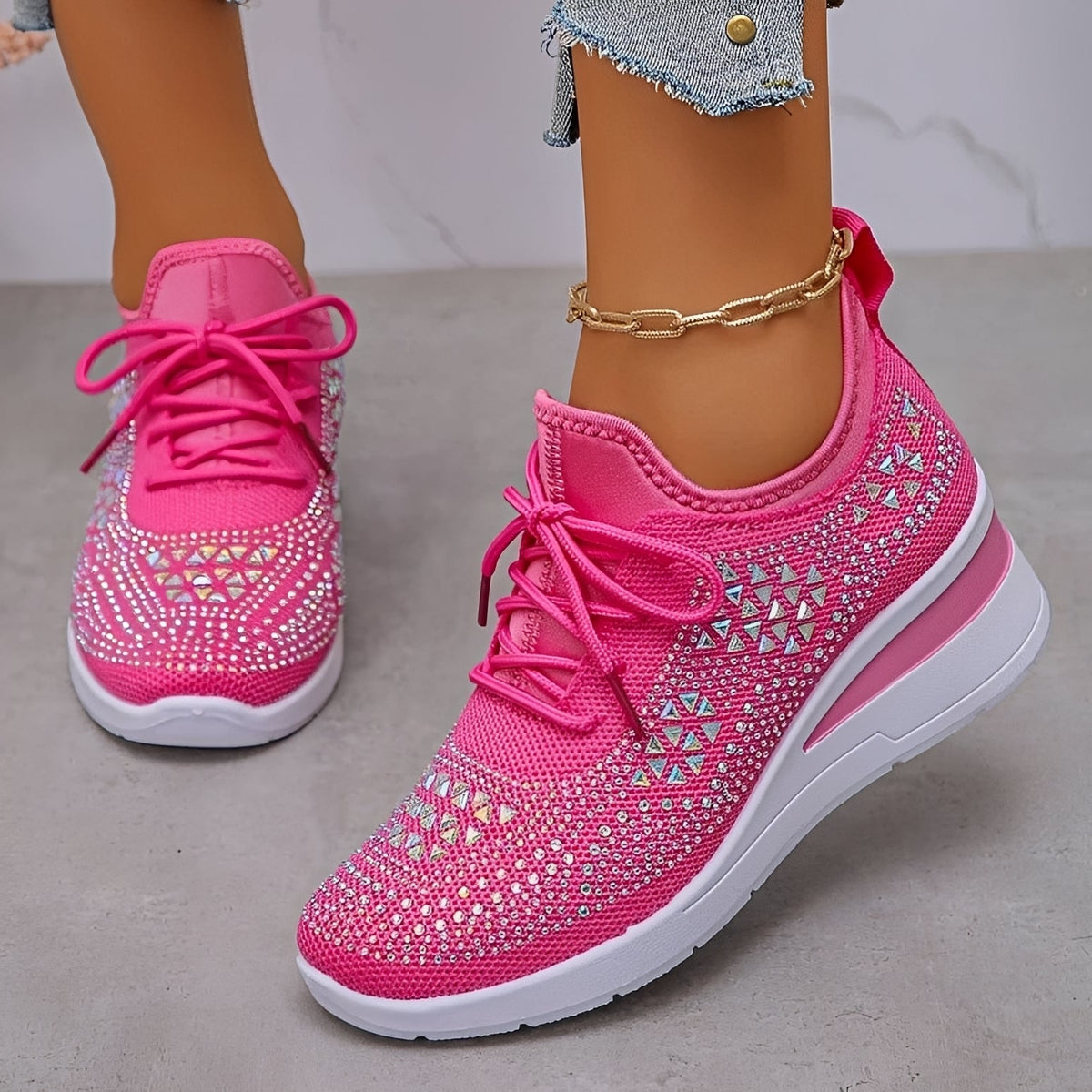 Elodie - Współczesne Komfortowe Sneakersy z Elementami Kryształków