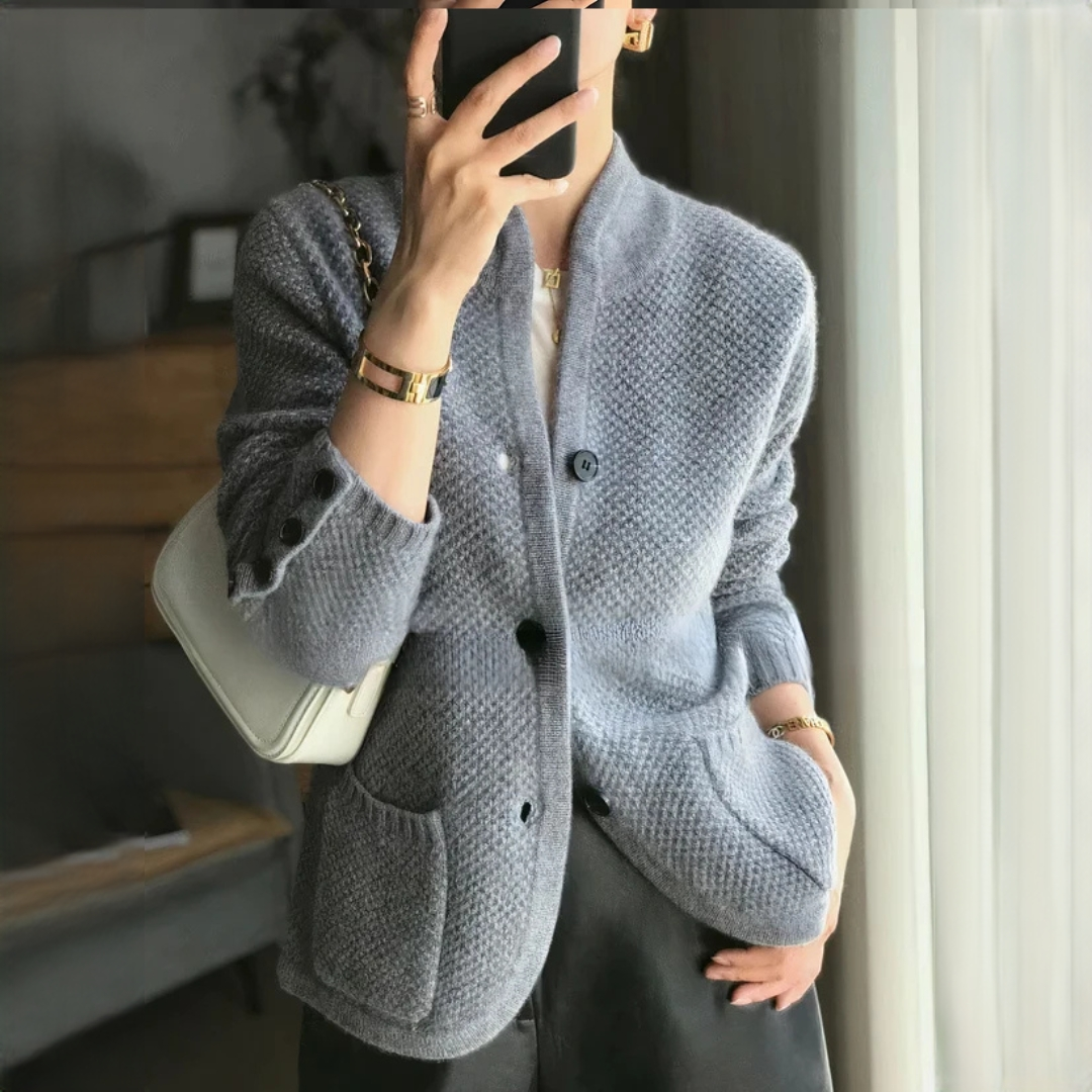 Carissa - Elegancki i ciepły sweter