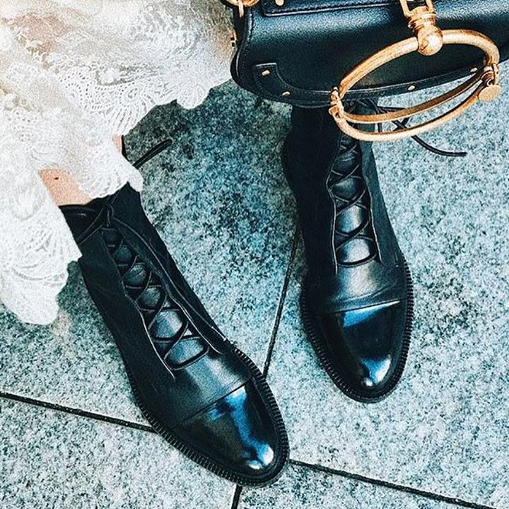 Hailey – Stylowe botki z subtelnym obcasem