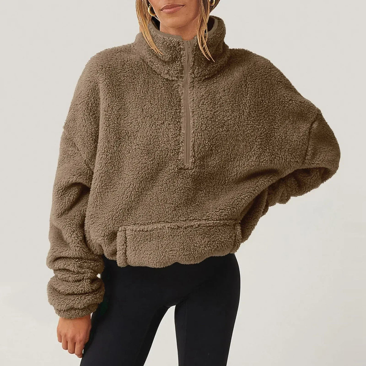 Damska bluza half-zip relaxed fit z wysokim kołnierzem i długimi rękawami