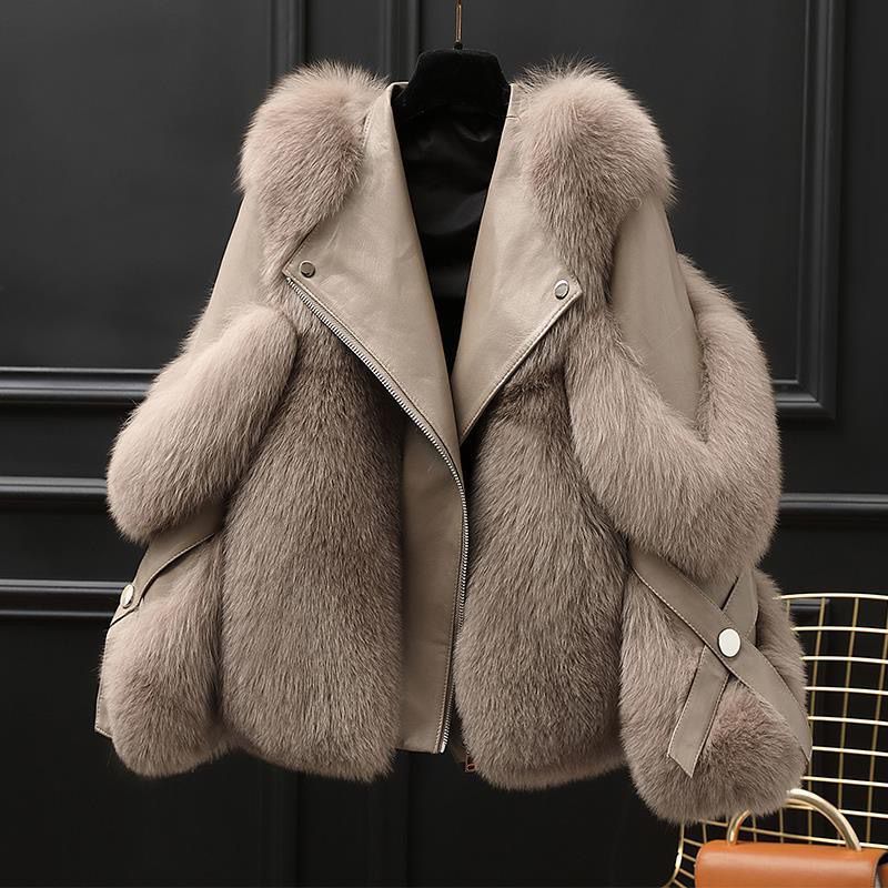 Damska kurtka - Oversize kołnierz, zamek błyskawiczny, dopasowany krój, statement outerwear