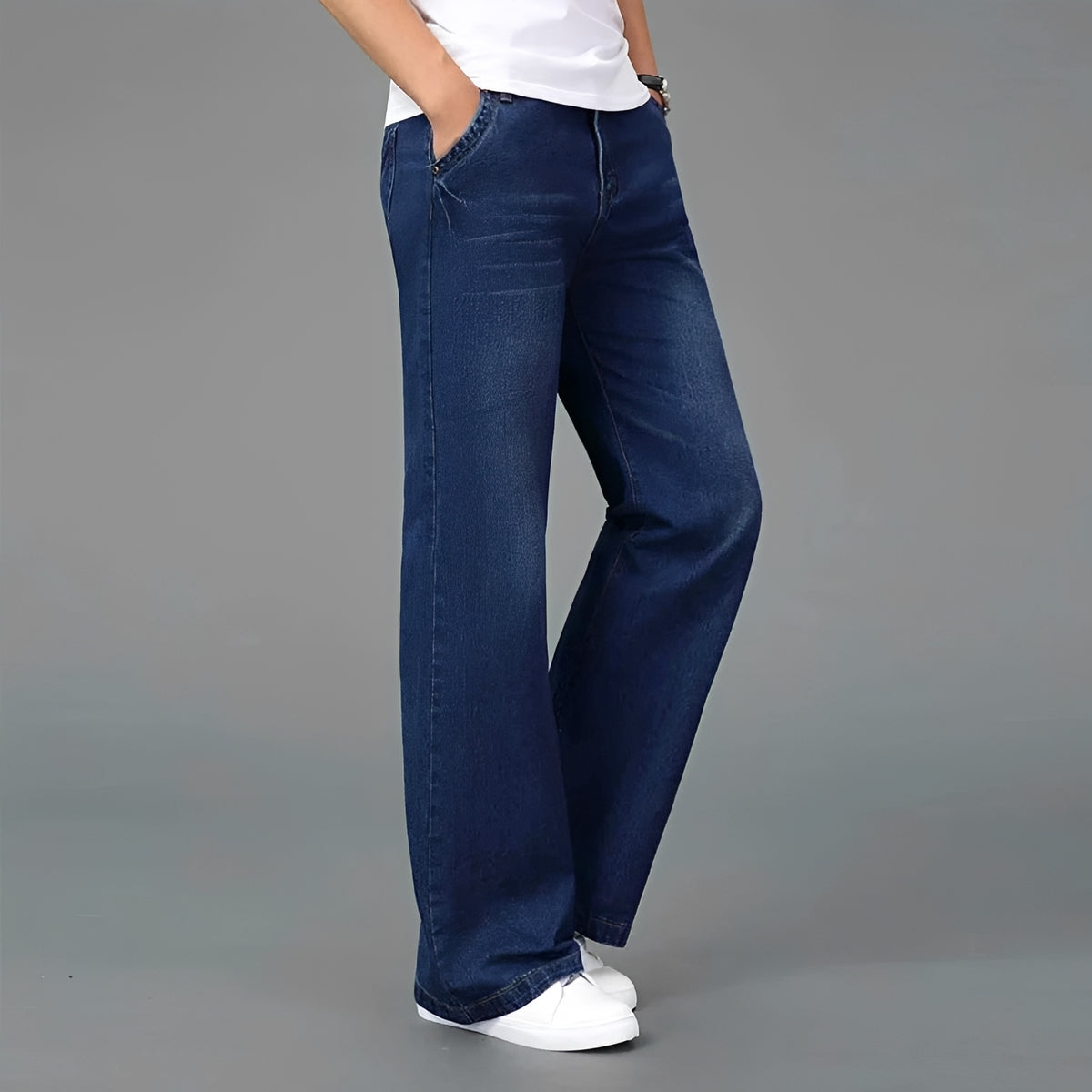 Męskie spodnie typu bootcut z flared nogawką i wieloma kieszeniami - relaxed fit