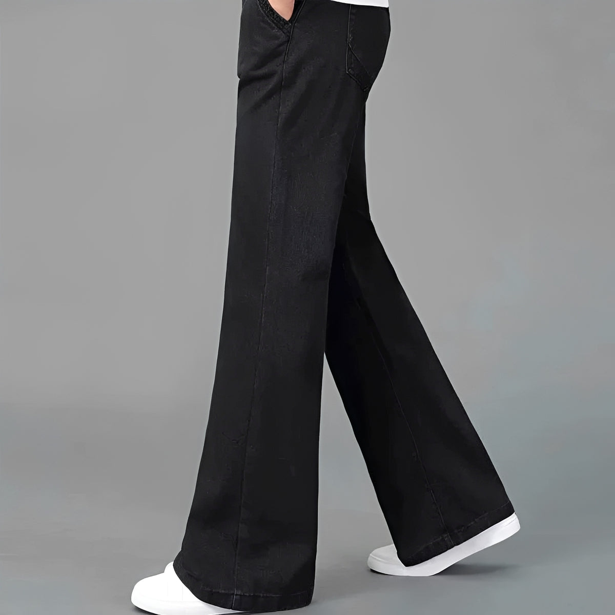 Męskie spodnie typu bootcut z flared nogawką i wieloma kieszeniami - relaxed fit