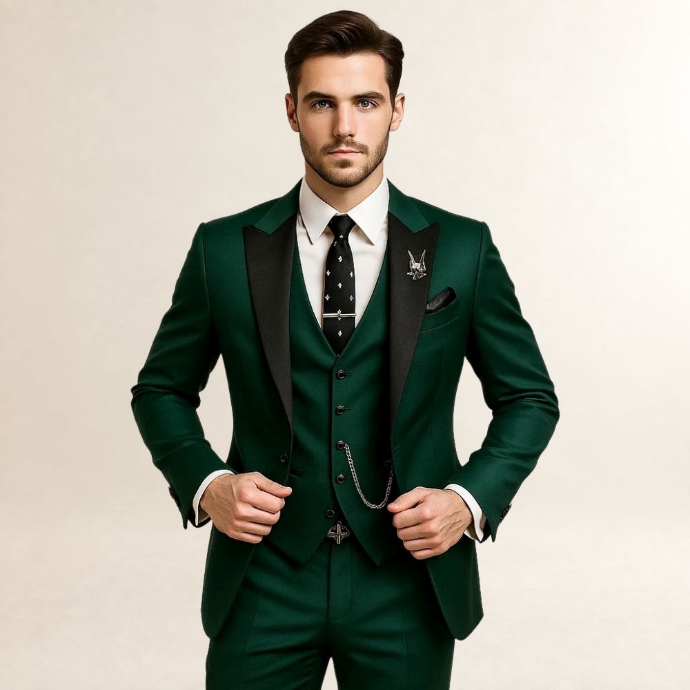 Marynarski garnitur męski trzyczęściowy slim fit z klapami szpiczastymi i kamizelką